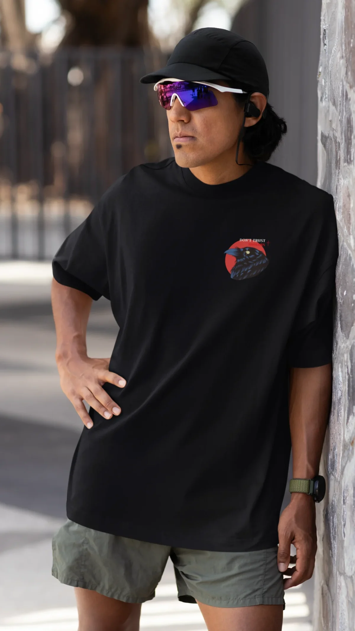 Don’t Trust Human – Oversized T-Shirt